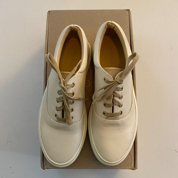 NIB Nisolo Bone Tan Elayna Everyday Sneakers Vibram Soles 7.5 - Picture 4 of 7